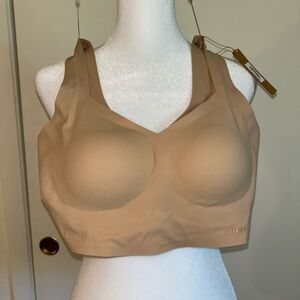 SKIMS Shapewear Seamless Bra